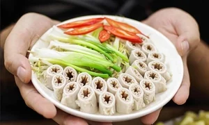 Sở Y tế Hà Nội đề nghị kiểm tra cơ sở 'khoe' lòng se điếu dài 40m
